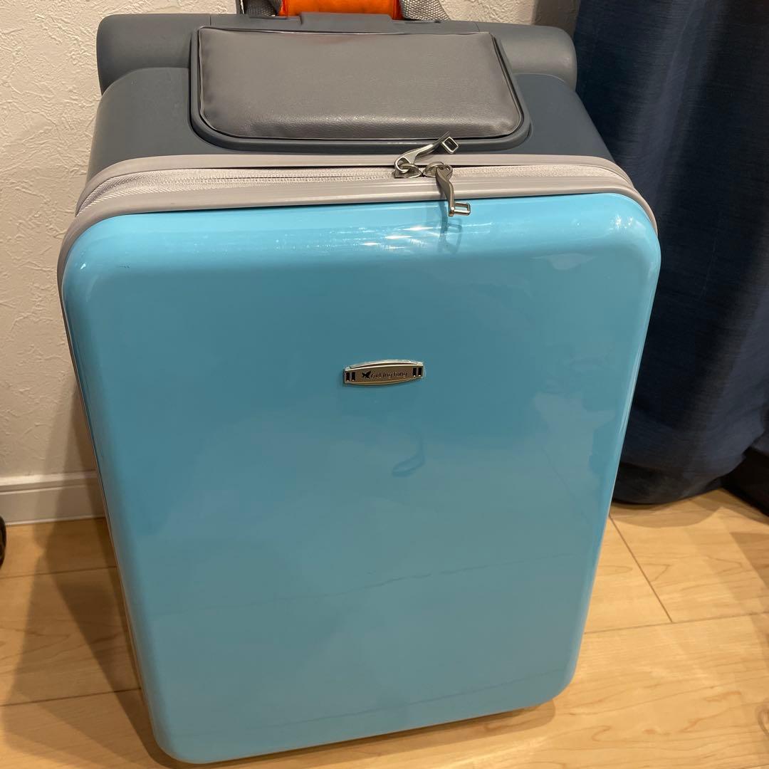 スーツケースとベビーカーの 2-in-1