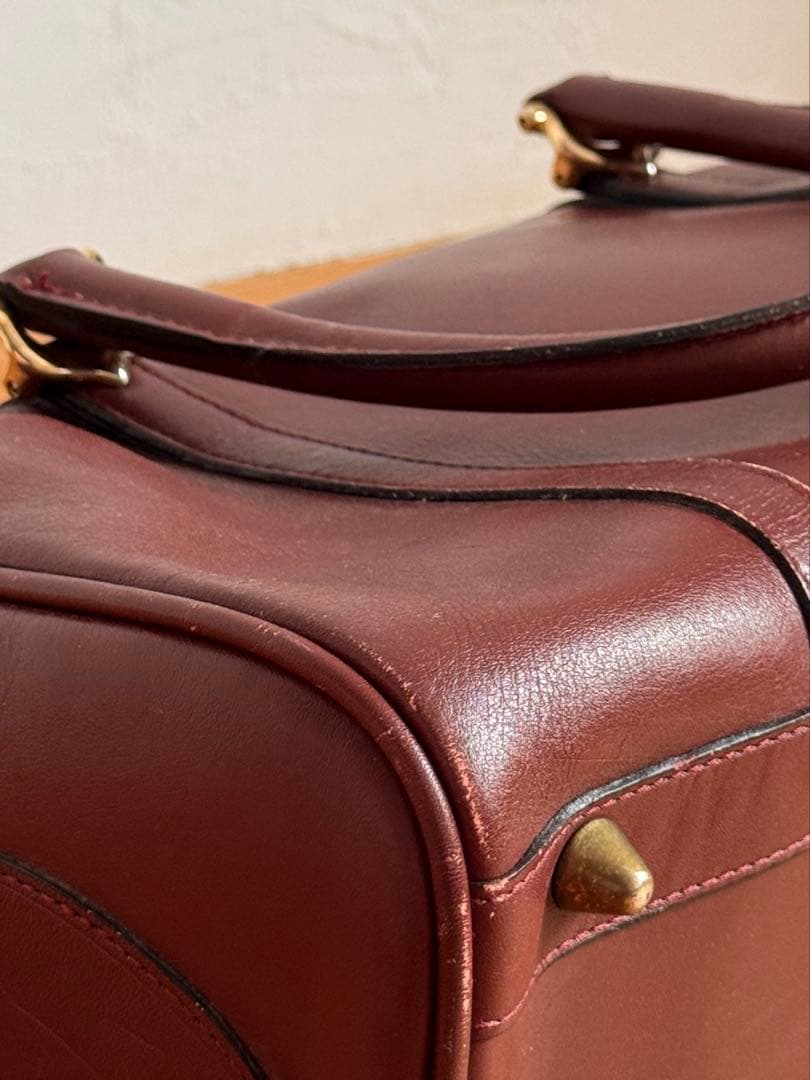 カルティエ　レザーボストンバッグ　ボルドー