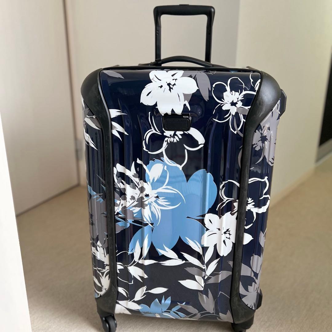 TUMI 花柄大型キャリーケース