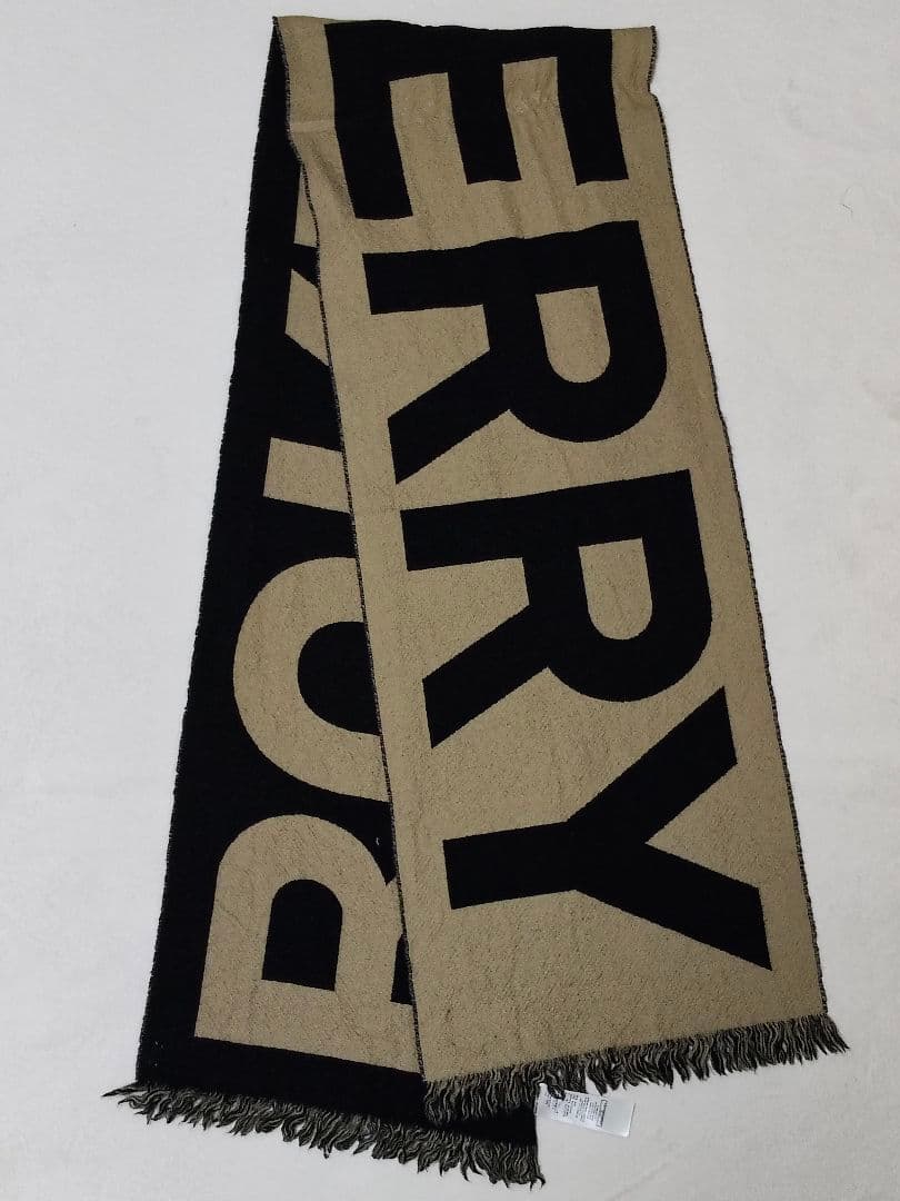 BURBERRY LONDON　マフラー
