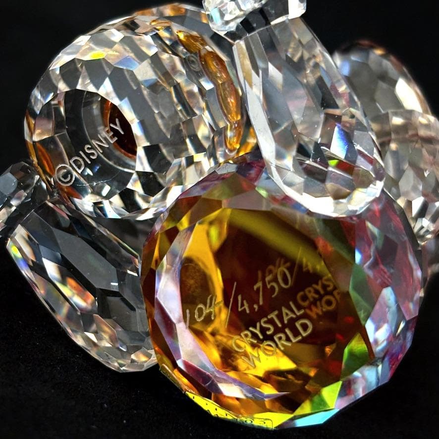 ★限定プーさん！★CRYSTAL WORLD/かわいい/Disney/激レア