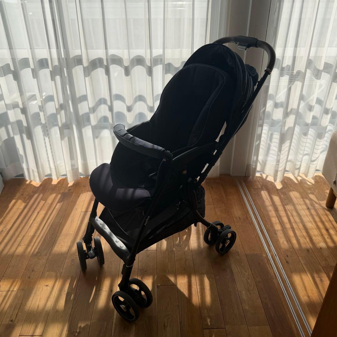 アップリカ ベビーカー ラクーナクッションフリー オート4 クッション フリー