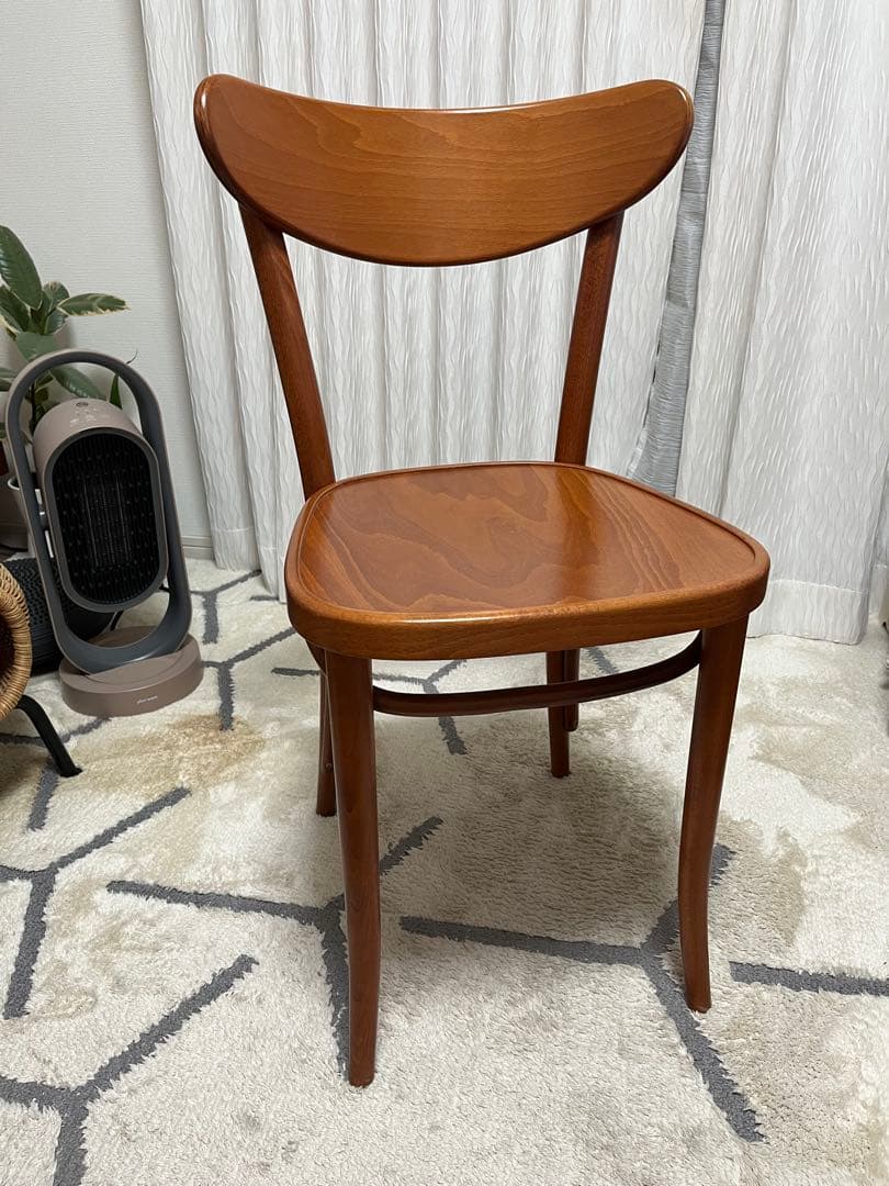 unico  チェアー　1脚