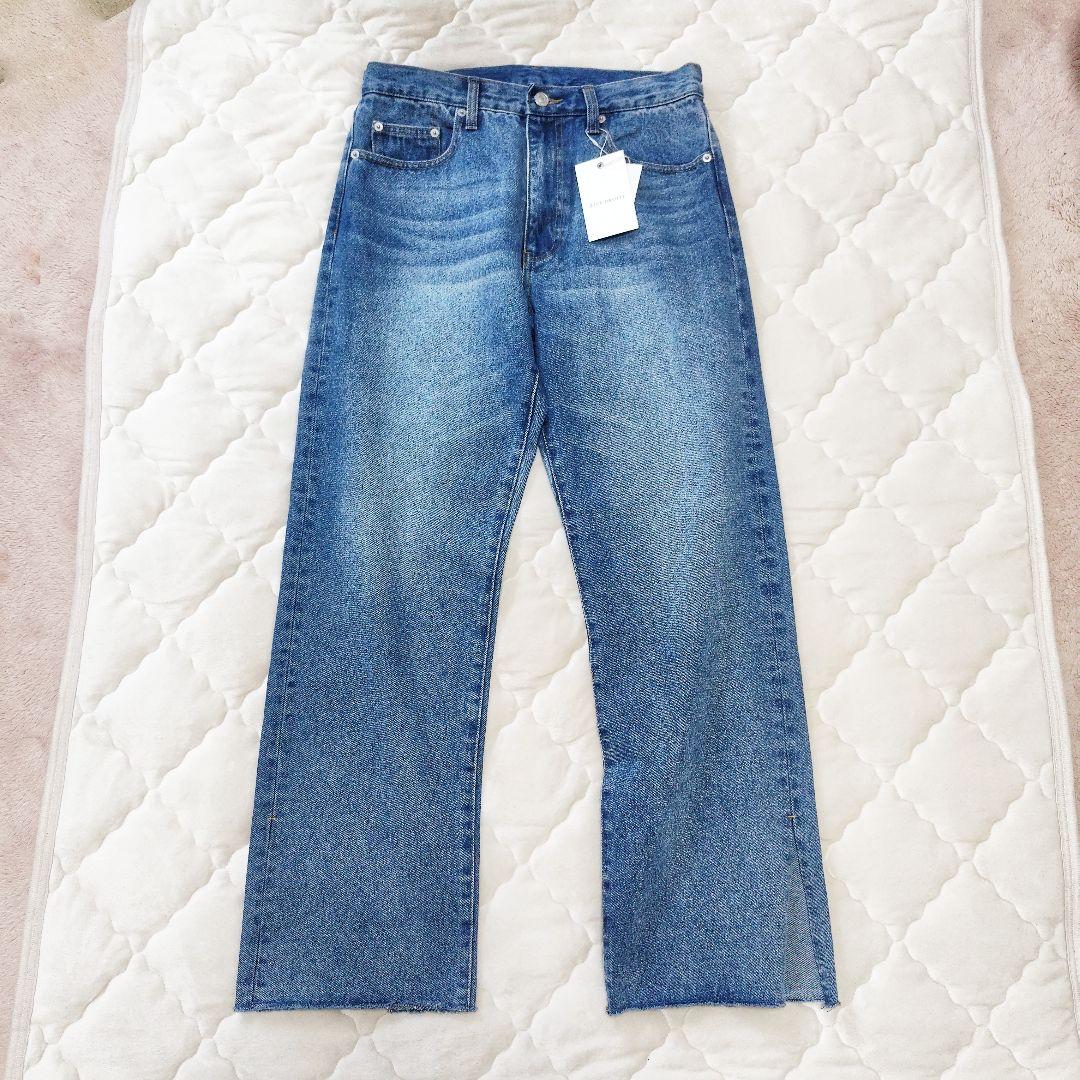 リヴドロワ 【MONN.:. (モン)】？フレアデニム ブルー 　スリット