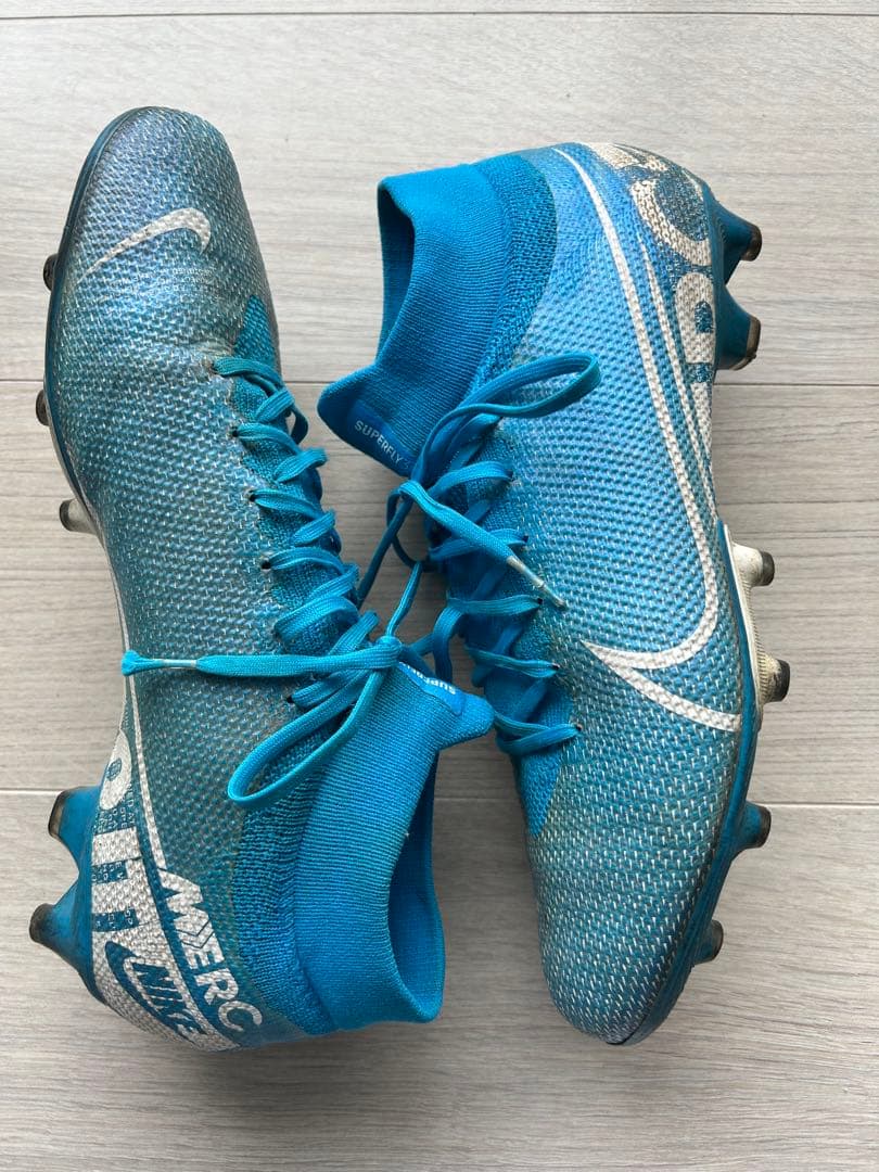 NIKE マーキュリアル ヴェイパー13 AG（人工芝）