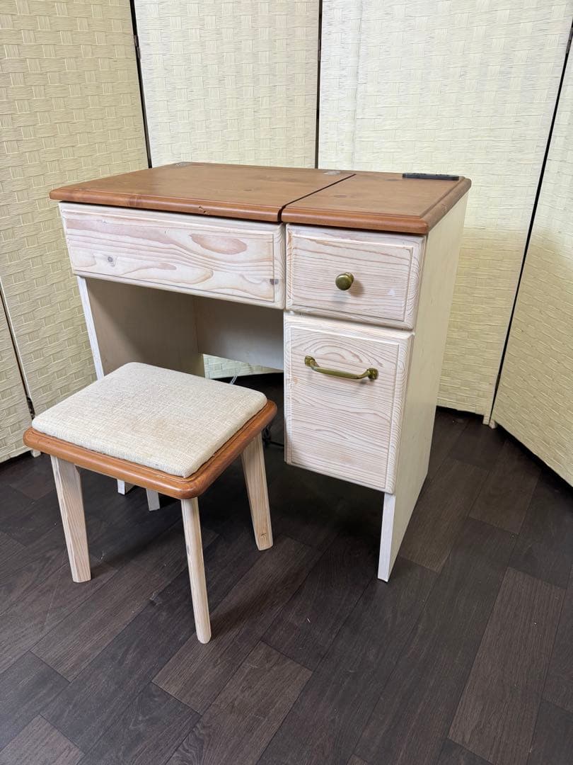 定価¥46,000 ドレッサーテーブル