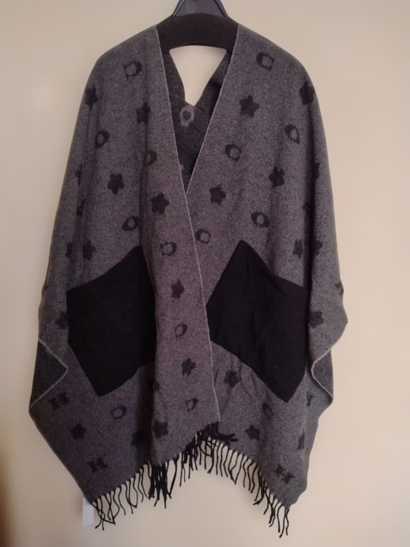 未使用 COACH グレー ウール混合ストール