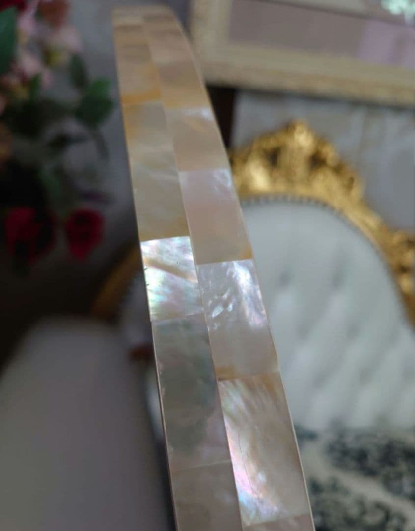 壁掛けミラー　シェル