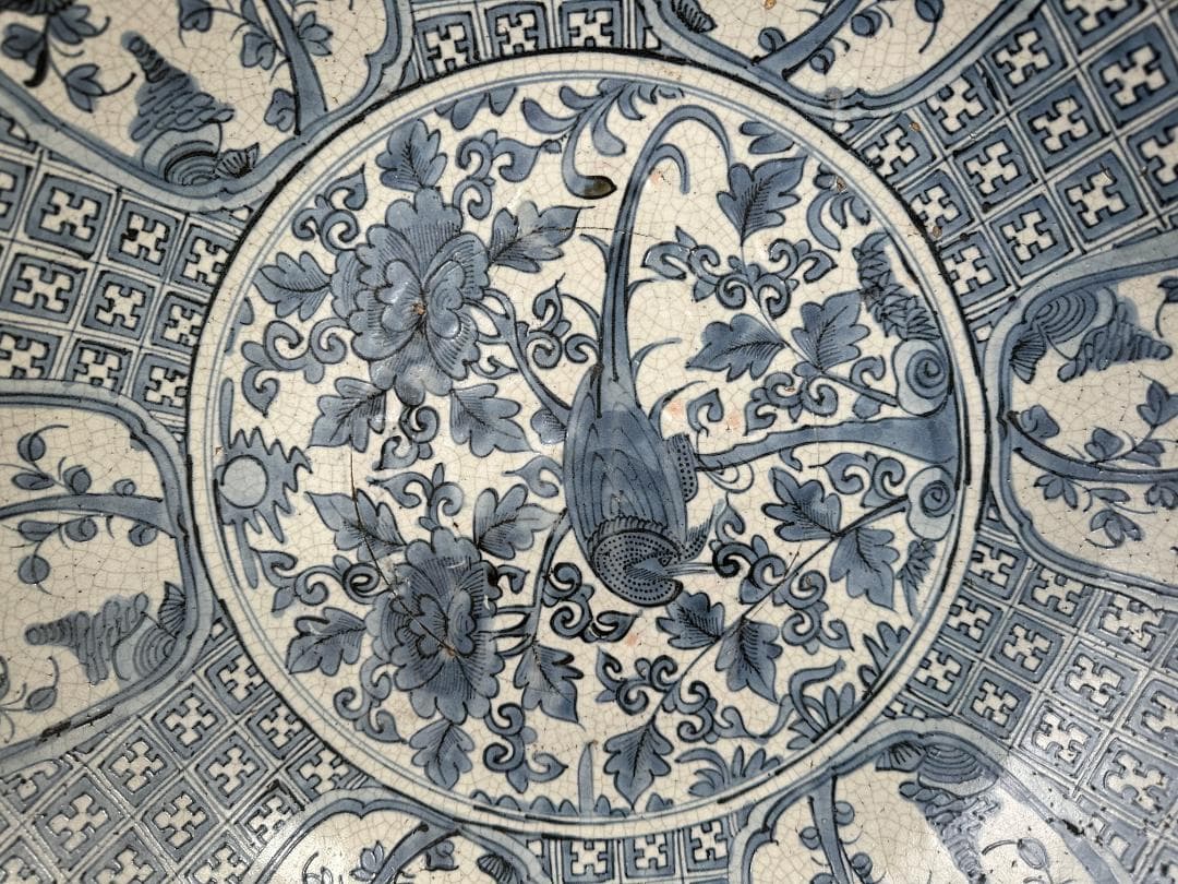 中国美術　16世紀頃　明代　明時代　青花花鳥文大盤　染付大皿　 唐物　安南大皿