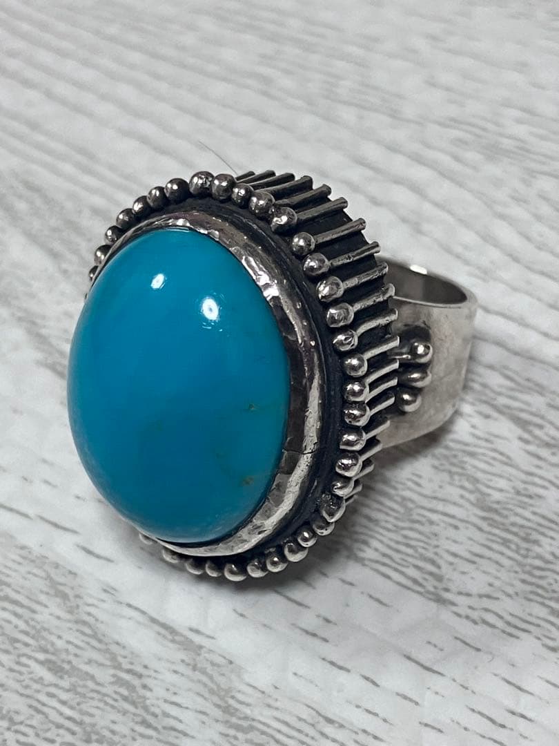 SILVER ターコイズ 。リング.(昭和)SILVER 刻印。ずっしり重い。
