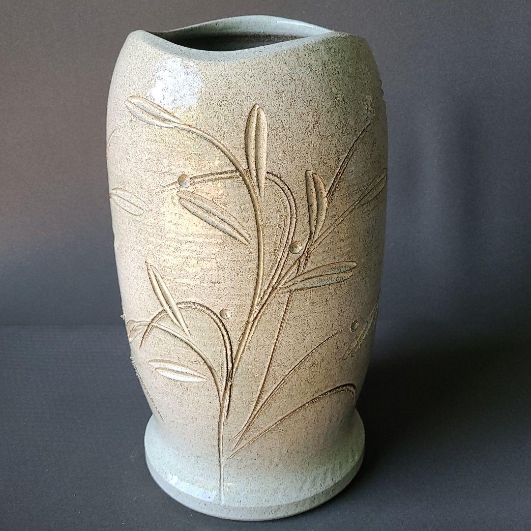 信楽焼傘立て  葉彫 高さ４６cm