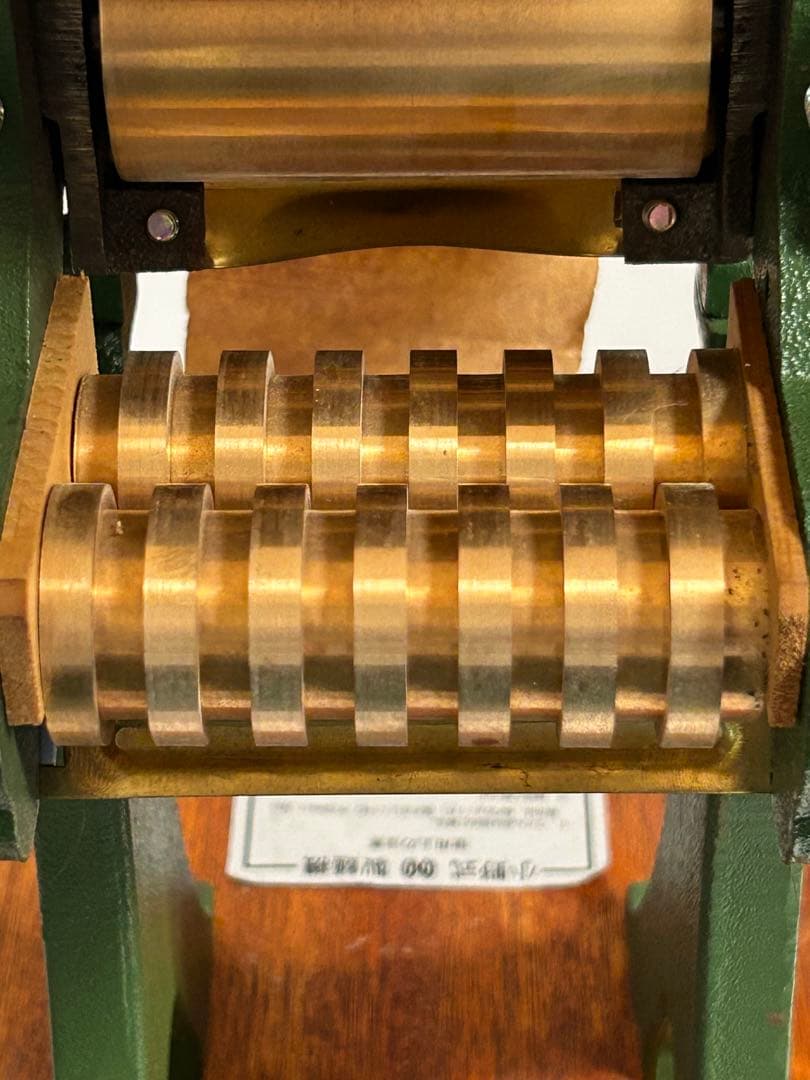 小野式手動製麺機 コンパクトデザイン 両刃タイプ