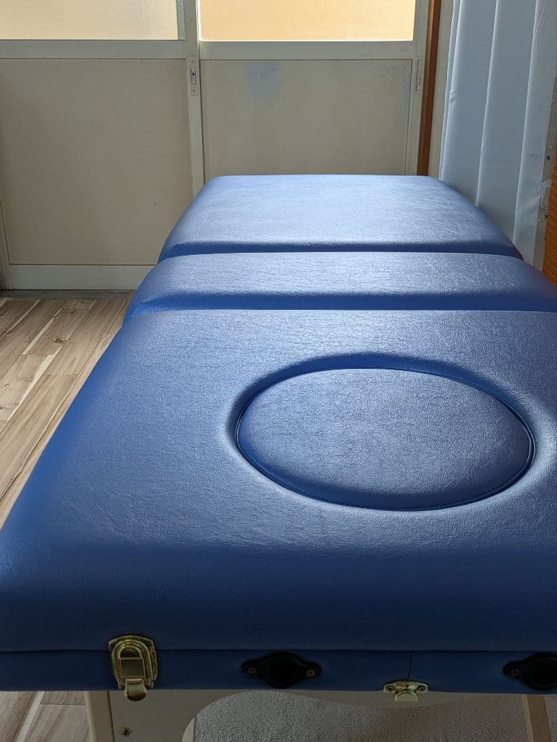 高田ベッド　 折りたたみマッサージベッド 【美品】