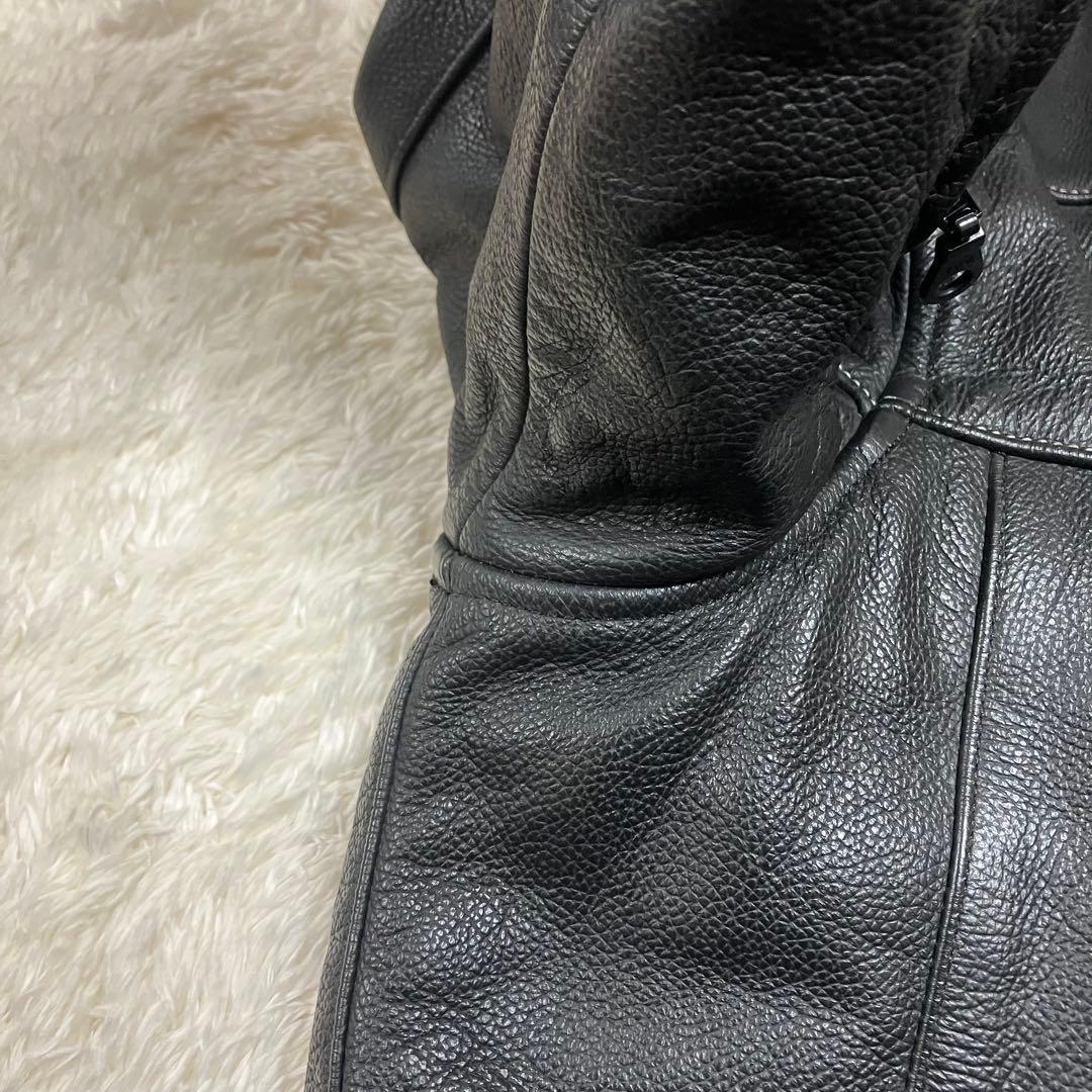 ずん様triumph レザージャケット　ライダース　レザー