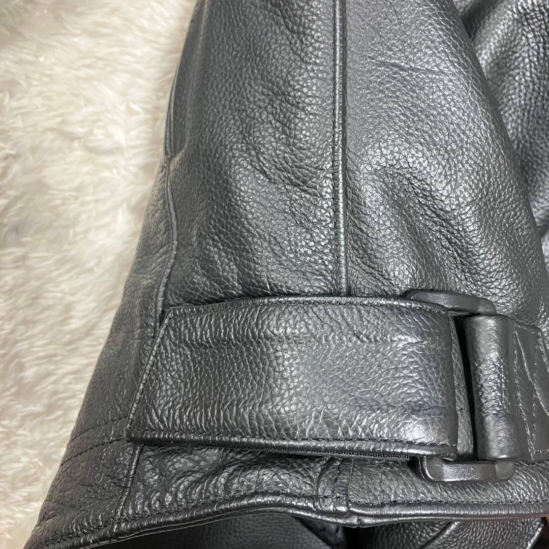 ずん様triumph レザージャケット　ライダース　レザー