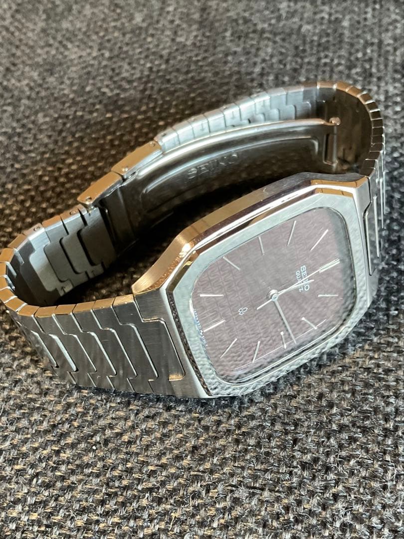 SEIKO セイコー エンブレム　アンティーク　クォーツ　腕時計