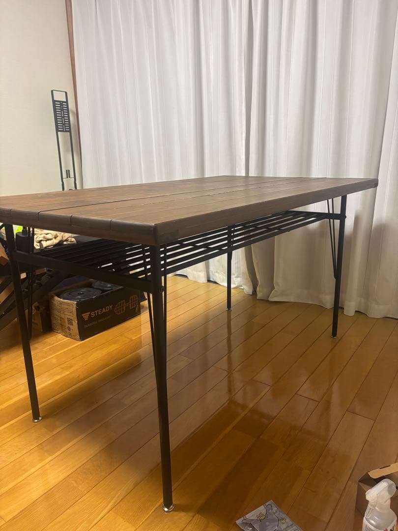 kelt ダイニングテーブル