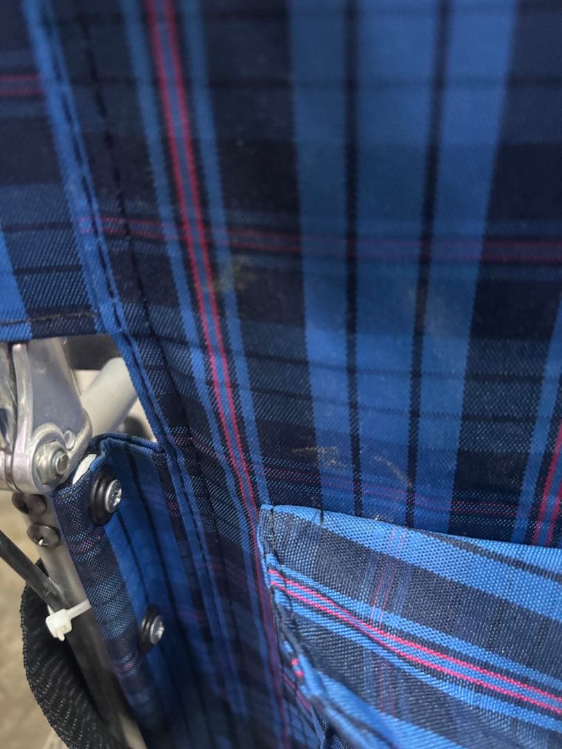 比較的キレイ‼️kawamura KA16-40SN-B車椅子　介助型車イス