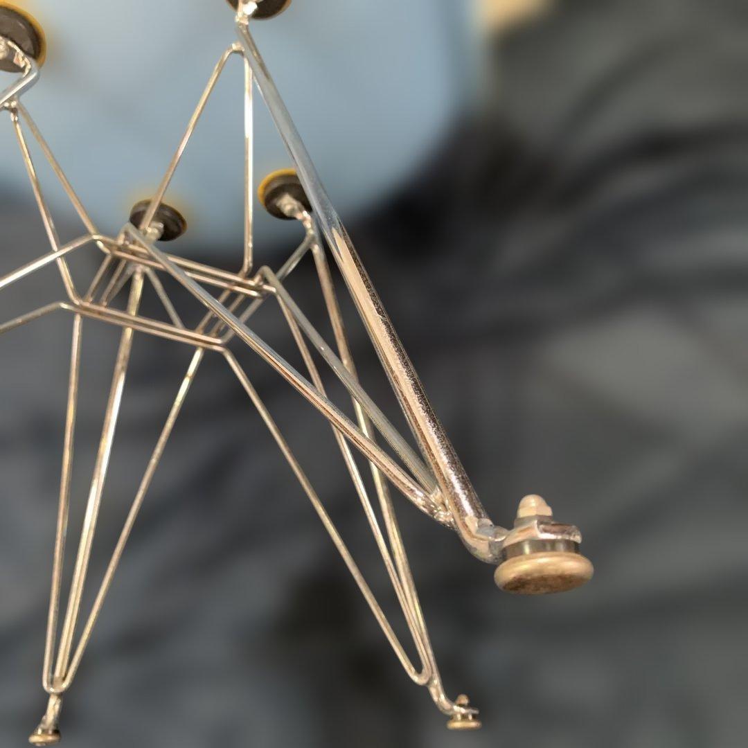 m100801m イームズ　モダニカ　サイドシェルチェア