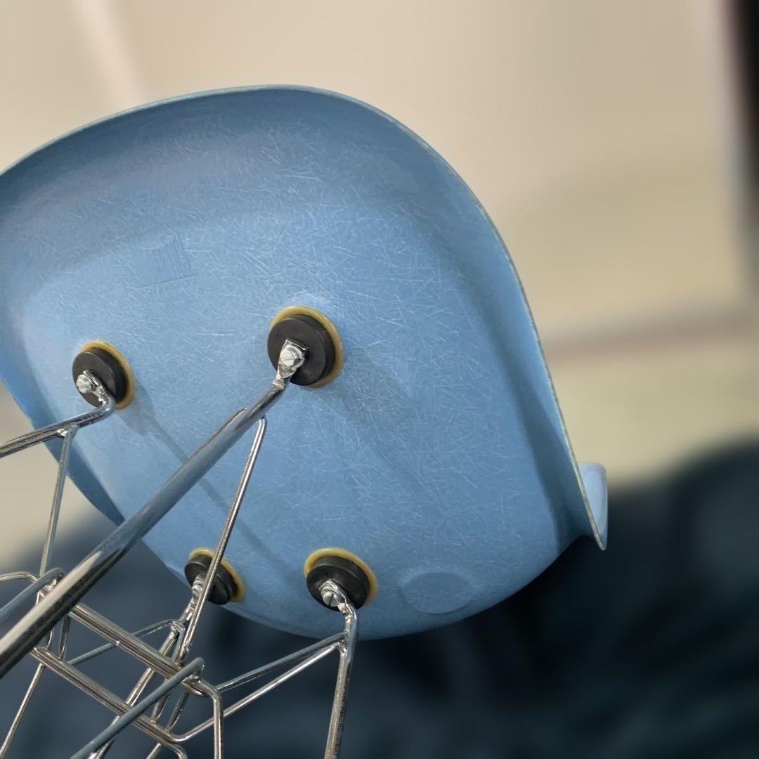 m100801m イームズ　モダニカ　サイドシェルチェア