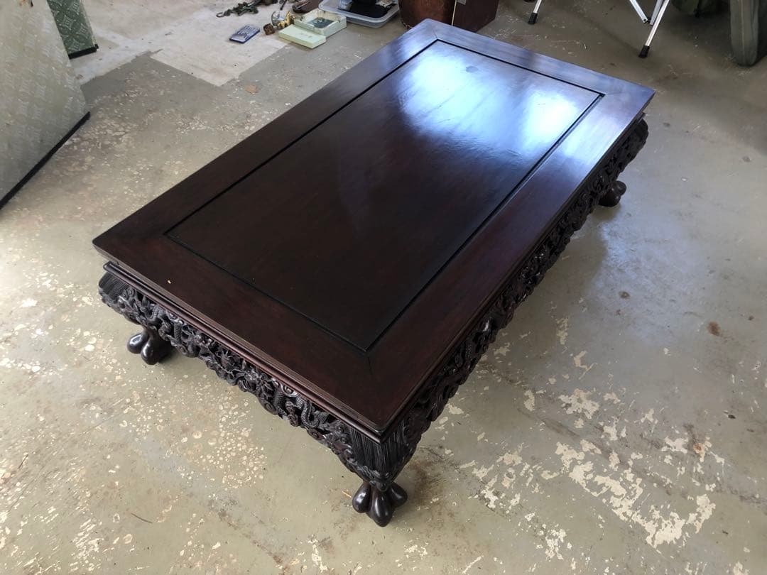 彫刻入り木製座卓