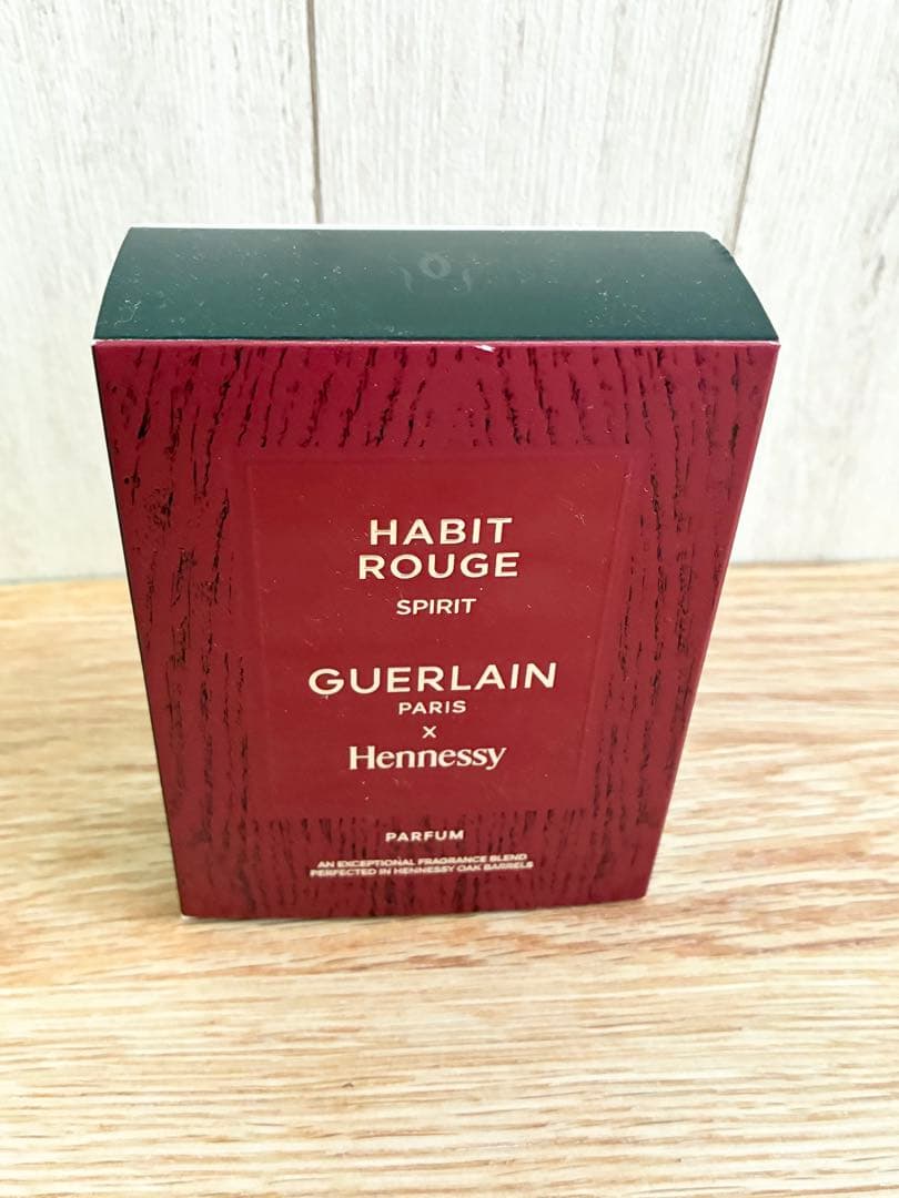 【定価:26,400円】GUERLAIN HABIT ROUGE SPIRIT
