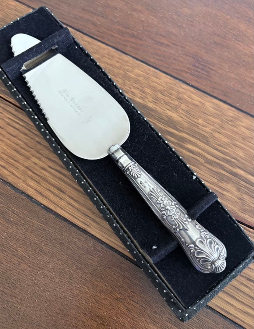 英国ヴィンテージ 純銀製キングスパターンケーキサーバー