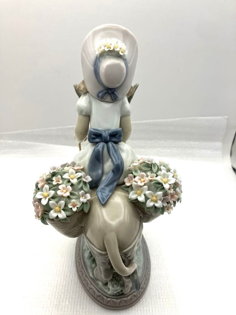 Lladro リヤドロ ロバに乗った少女　フィギュリン 置物