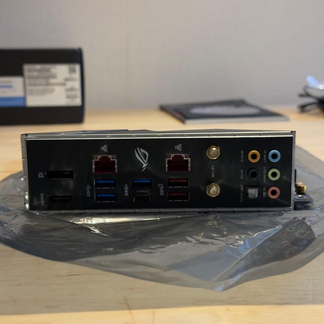 ASUS ROG STRIX H370-I GAMING マザーボード