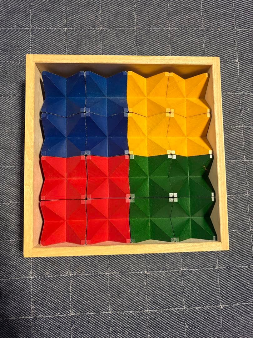 ネフスピール　木製知育パズルセット