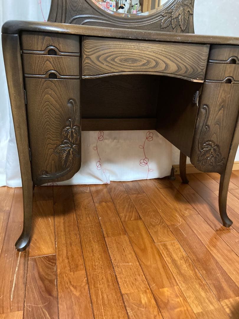 ドレッサー　鏡台　猫足　アンティーク調