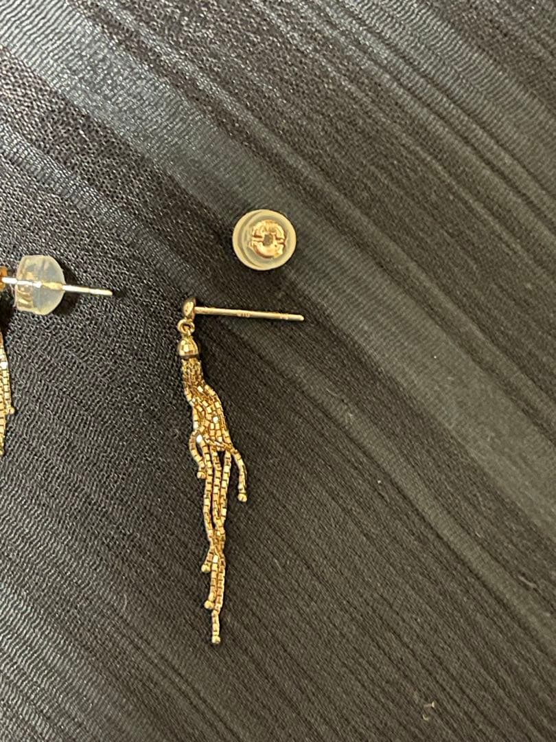 K18 ピアス　タッセルが可愛い