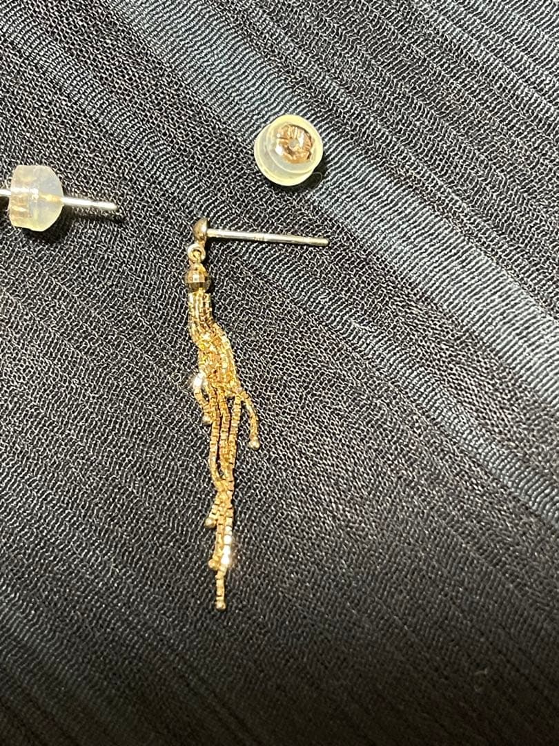 K18 ピアス　タッセルが可愛い