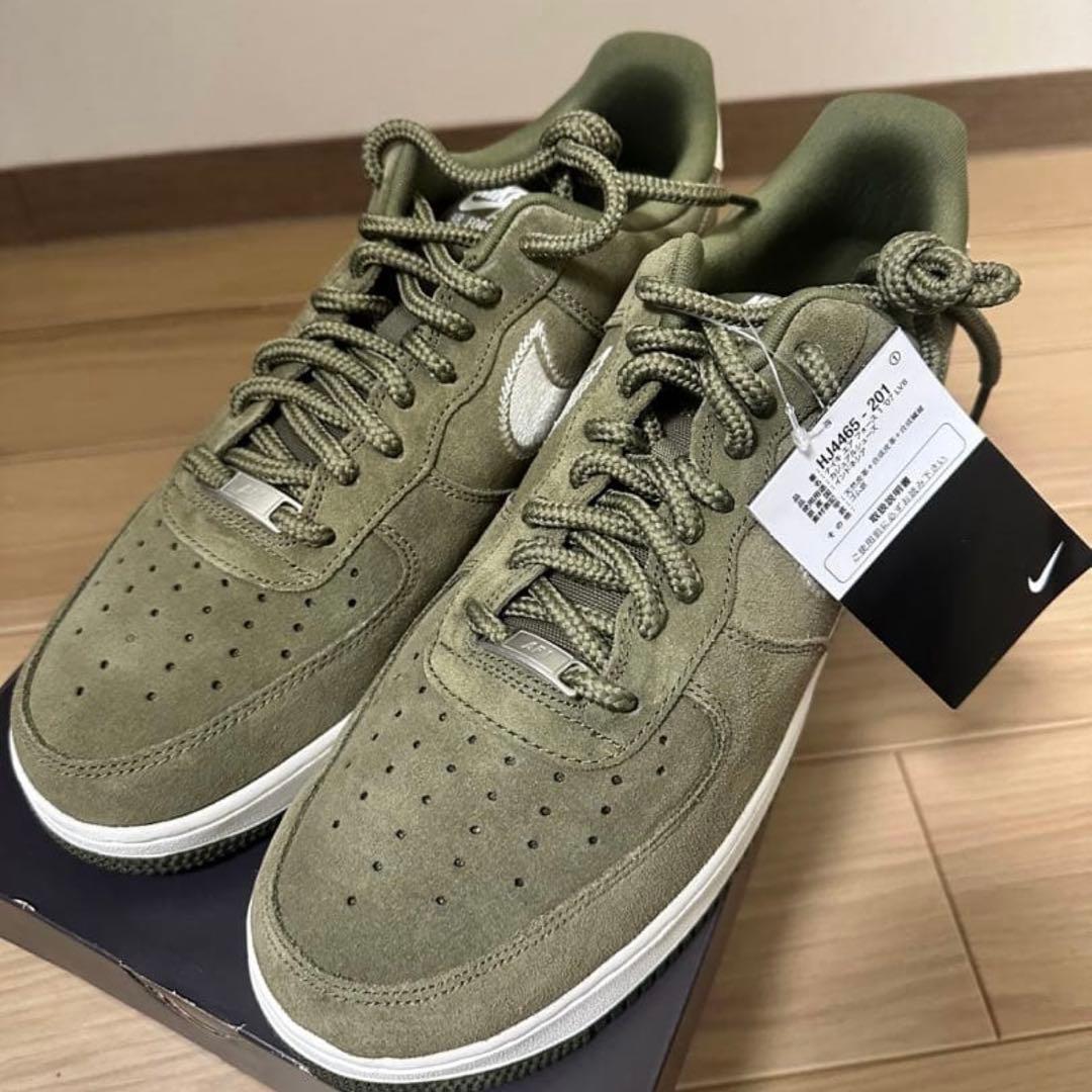 よ*き様 【新品】ナイキ エア フォース 1 07 LV8 ミディアムオリーブ