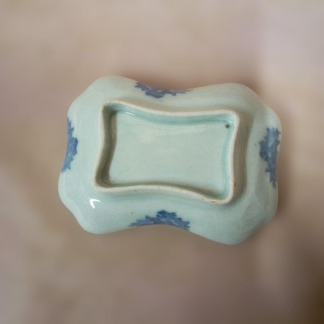 青豆になります、　古伊万里　古美術　骨董品