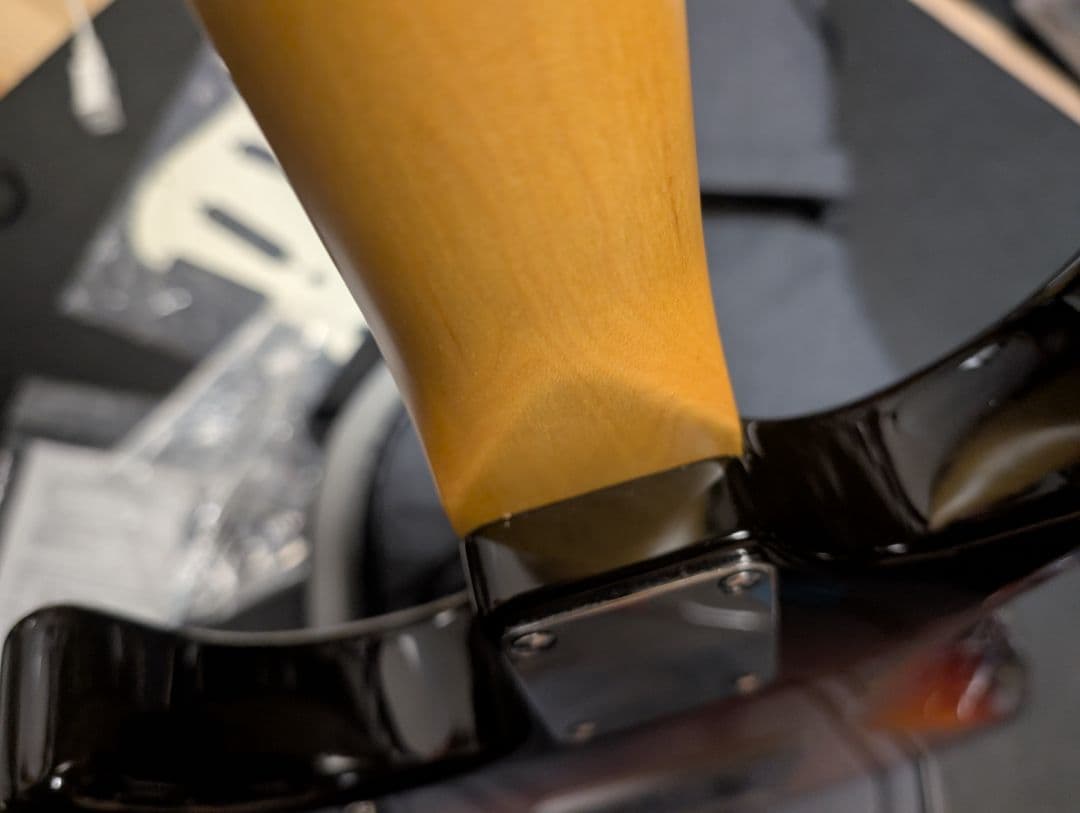 Three Dots Guitars s ケース付　オーダーピックガード付