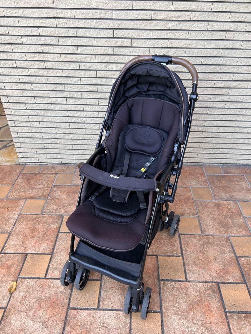 【1200台限定モデル】Aprica ラクーナビッテクッション　ブラック　黒