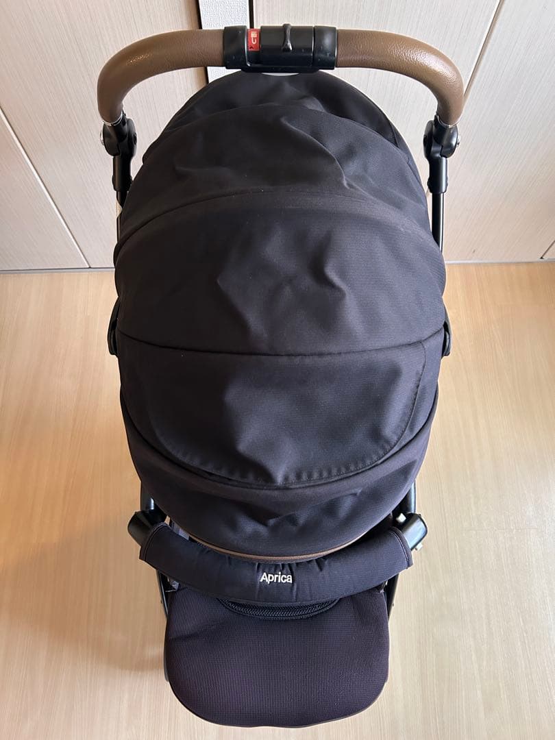 【1200台限定モデル】Aprica ラクーナビッテクッション　ブラック　黒