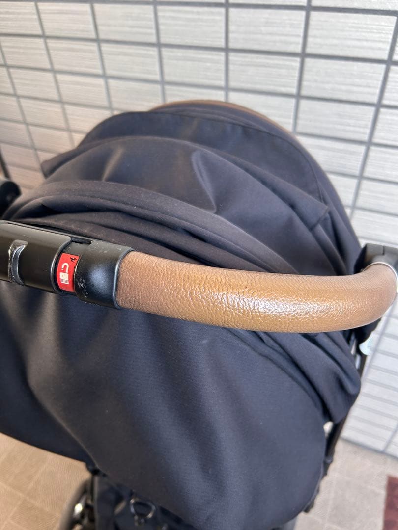 【1200台限定モデル】Aprica ラクーナビッテクッション　ブラック　黒