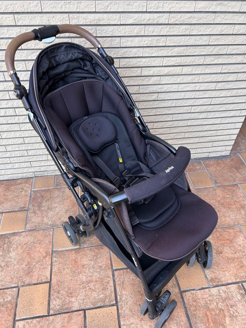 【1200台限定モデル】Aprica ラクーナビッテクッション　ブラック　黒