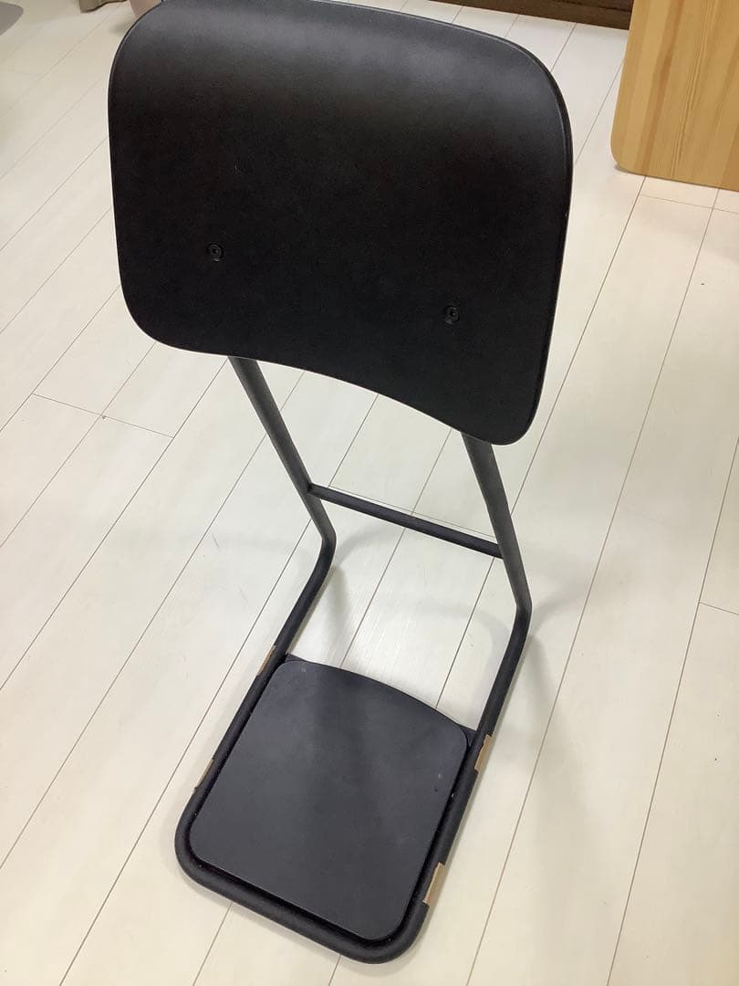 スタンディングチェア