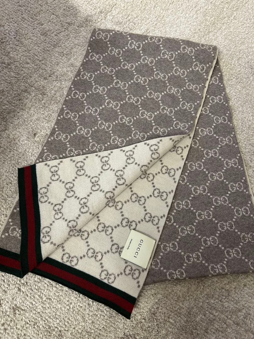 GUCCI マフラー グレー/ホワイト