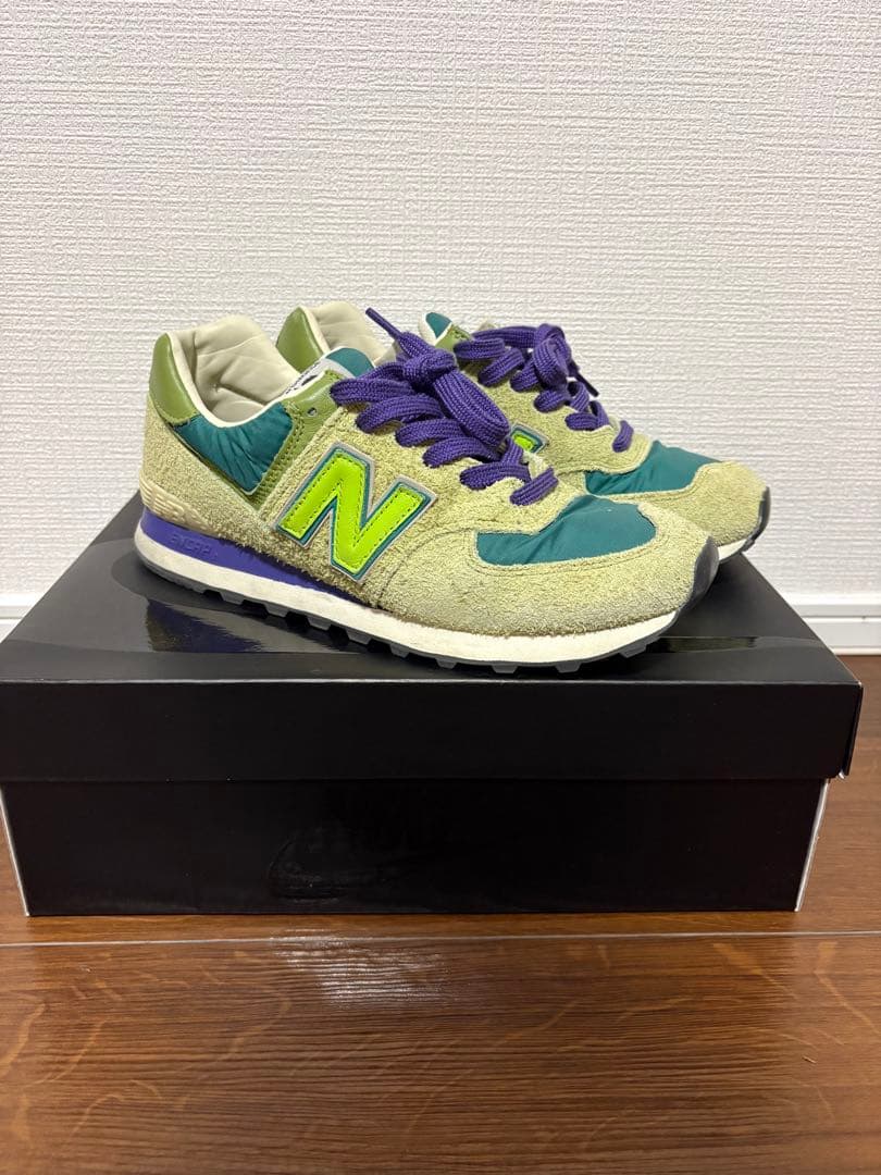 STRAY RATS × NEW BALANCE ML574