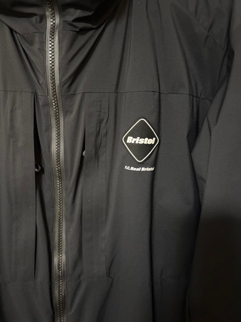 FCRB INSULATION PADDED HOODED JACKET ダウン