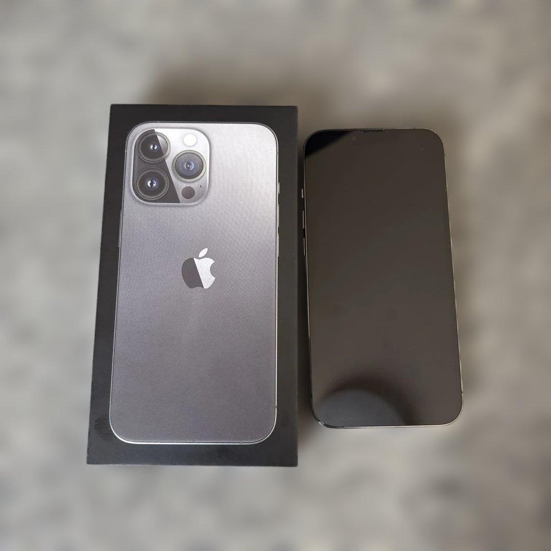 タツキ◯◯専用　Apple iPhone 13 Pro グラファイト 本体