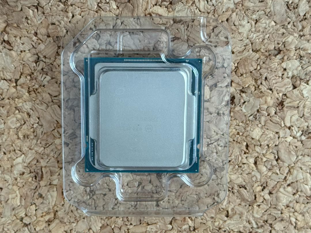 【中古】Intel Core i7-11700 CPU 2.50GHz