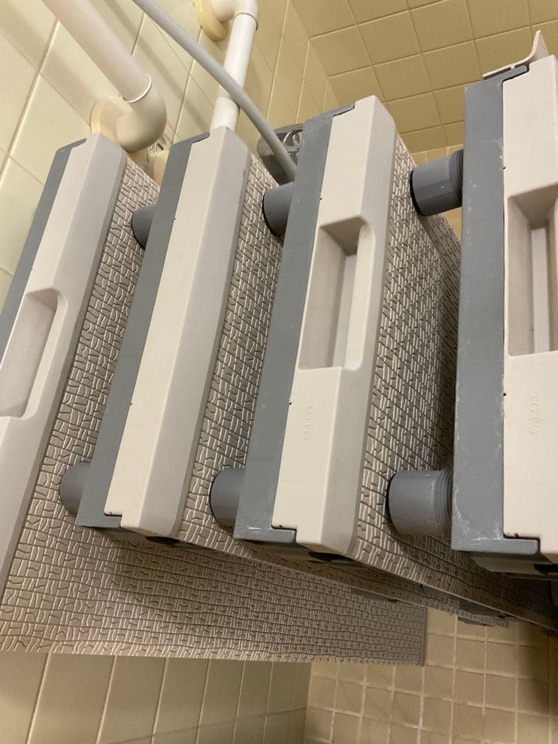 TOTO浴室すのこ（カラリ床）滑り止め機能付き