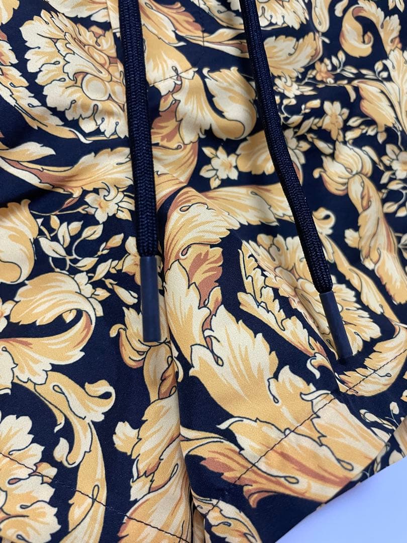 VERSACE スイムショーツ 水着 メンズ バロック柄 イタリア製