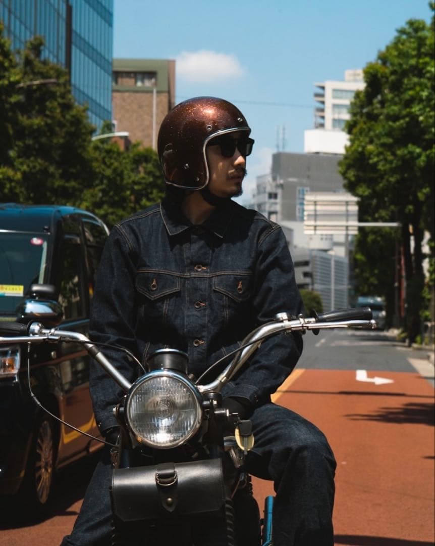 AT-DIRTY × NOBUDZ GLITTER 3/4 HELMET即完売品