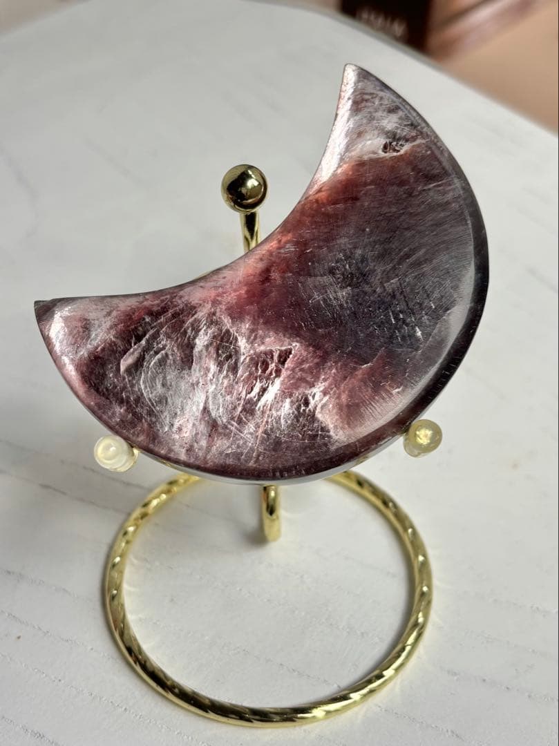 《高品質・光透過美》パープルマイカ＊月　カービング　レピドライト